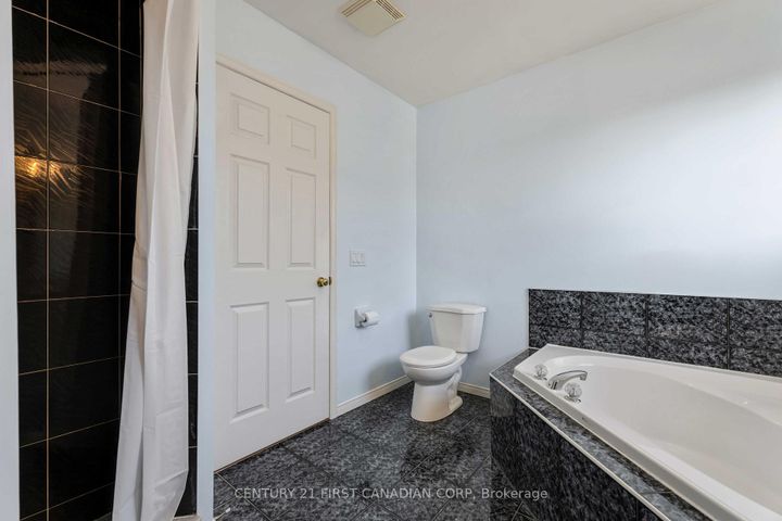 Photo 26 at 49 Foxtrot Drive, Stoney Creek Mountain, Hamilton