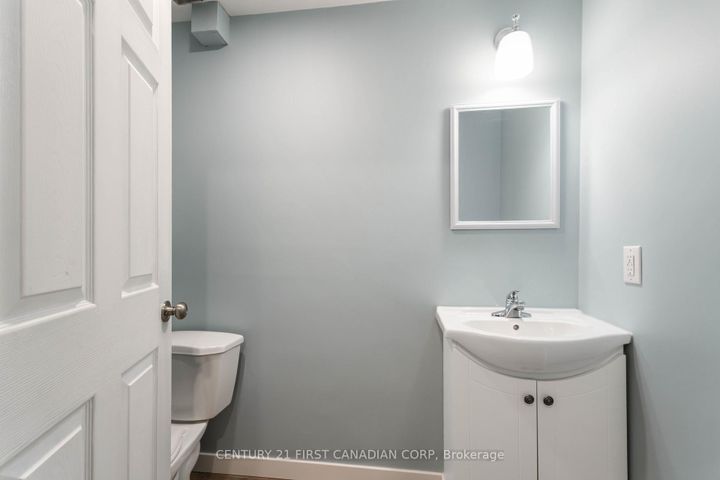 Photo 32 at 49 Foxtrot Drive, Stoney Creek Mountain, Hamilton