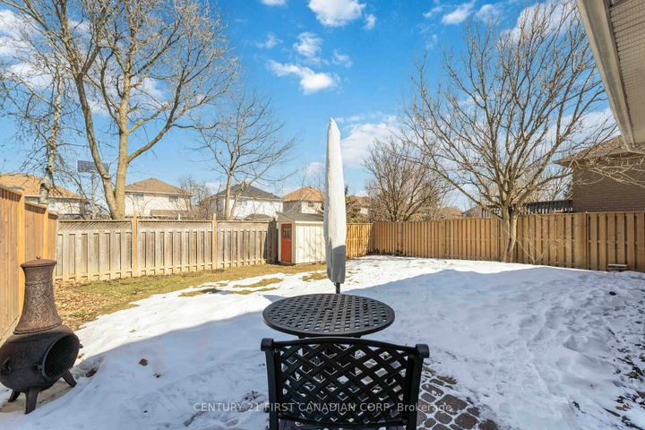 Photo 35 at 49 Foxtrot Drive, Stoney Creek Mountain, Hamilton