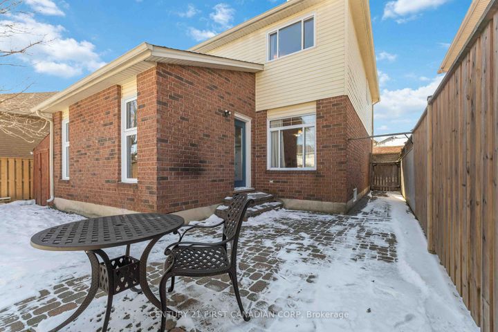 Photo 36 at 49 Foxtrot Drive, Stoney Creek Mountain, Hamilton