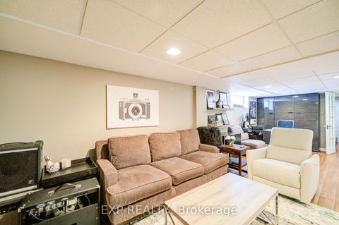 Photo 33 at 47 Brenda Crescent, Kennedy Park, Toronto