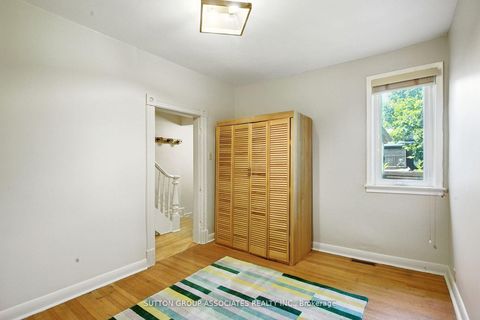 Photo 19 at 250 Robert Street, University, Toronto