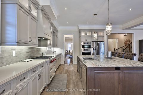 Photo 12 at 63 Cairns Gate, King City, King