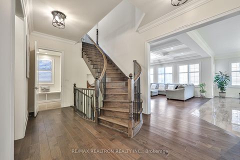 Photo 23 at 63 Cairns Gate, King City, King