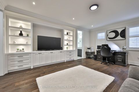 Photo 24 at 63 Cairns Gate, King City, King