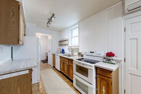 Photo 7 at 85 Roosevelt Road, Danforth, Toronto