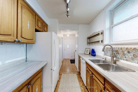 Photo 8 at 85 Roosevelt Road, Danforth, Toronto