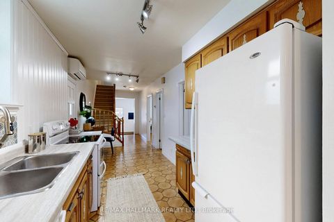 Photo 9 at 85 Roosevelt Road, Danforth, Toronto