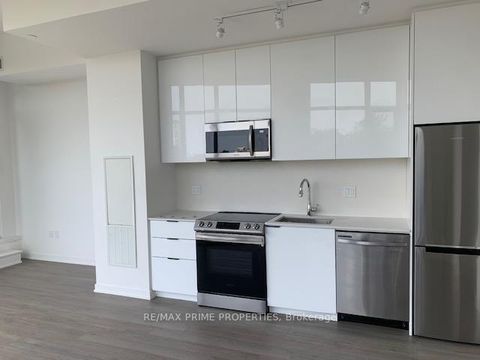 Photo 3 at 404 - 50 Power Street, Moss Park, Toronto