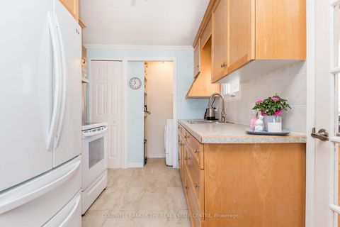 Photo 9 at 5 Broadway Avenue, Rural Innisfil, Innisfil