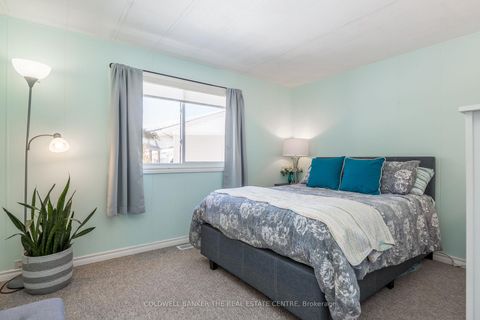 Photo 13 at 5 Broadway Avenue, Rural Innisfil, Innisfil