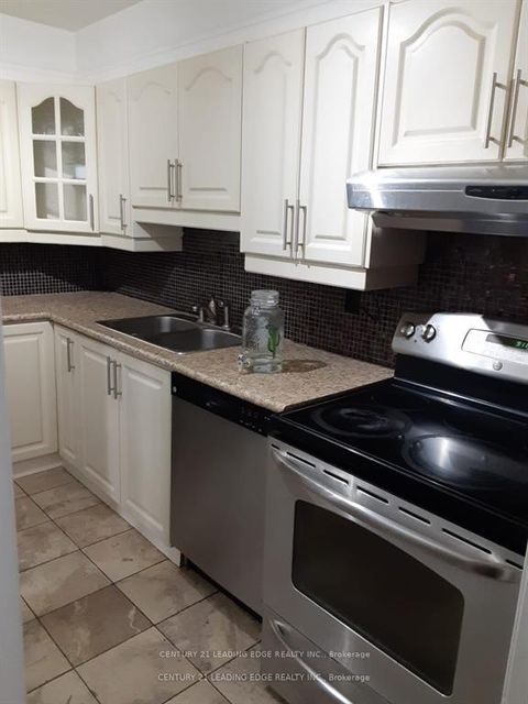 Photo 7 at 1605 - 5 Shady Golfway, Flemingdon Park, Toronto