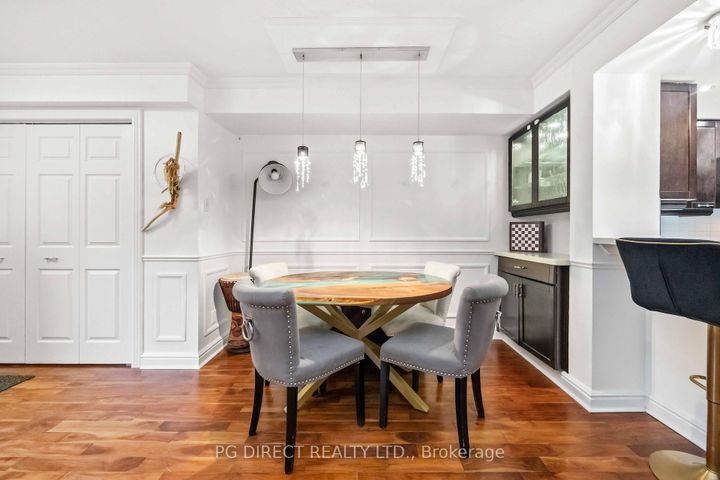 Photo 2 at 112 - 60 Homewood Avenue, South St. James Town, Toronto