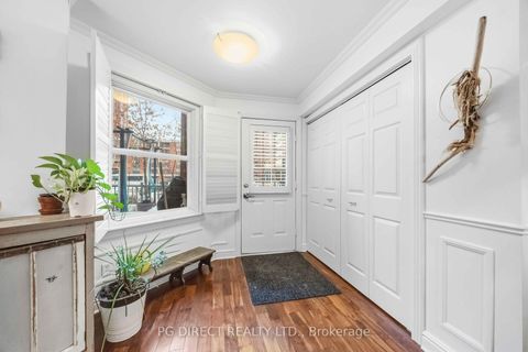 Photo 1 at 112 - 60 Homewood Avenue, South St. James Town, Toronto