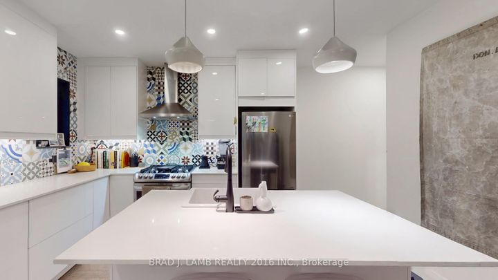 Photo 3 at 1558 Davenport Road, Wychwood, Toronto