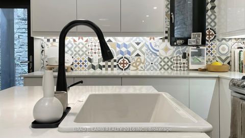 Photo 5 at 1558 Davenport Road, Wychwood, Toronto