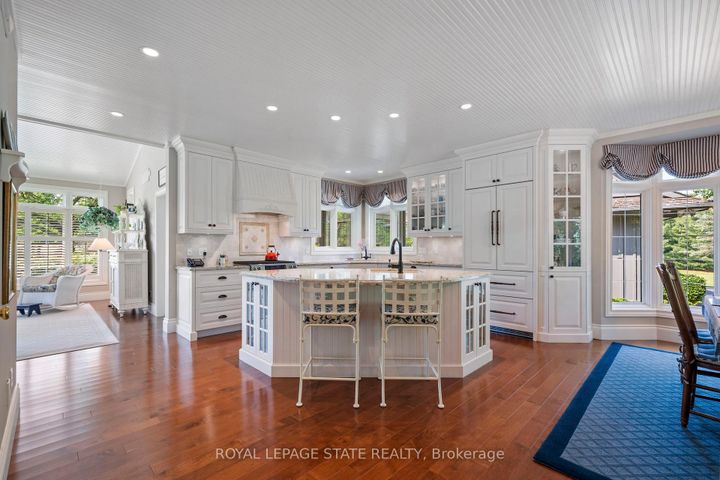 Photo 9 at 402 Progreston Road, Rural Flamborough, Hamilton