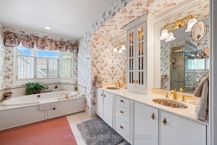 Photo 27 at 402 Progreston Road, Rural Flamborough, Hamilton