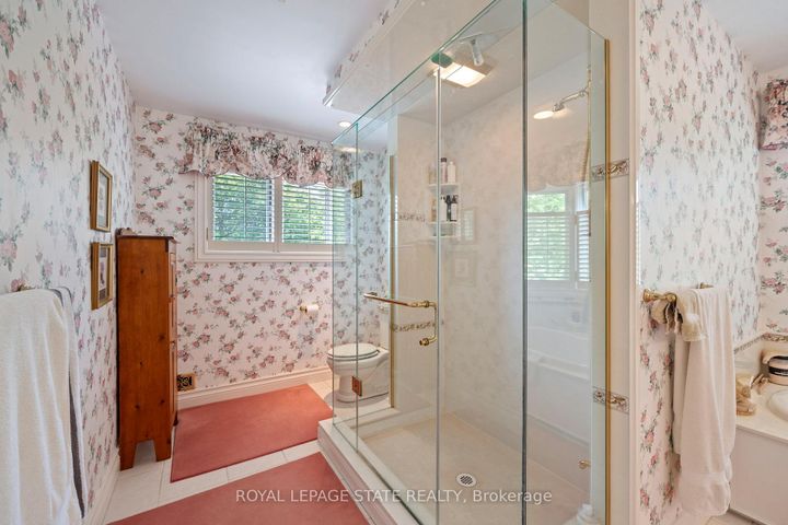 Photo 29 at 402 Progreston Road, Rural Flamborough, Hamilton