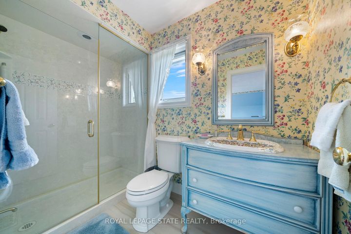 Photo 31 at 402 Progreston Road, Rural Flamborough, Hamilton