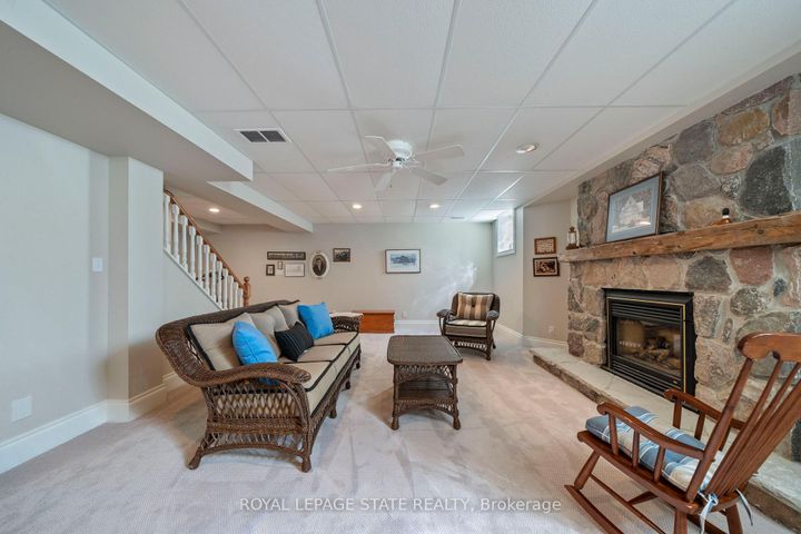 Photo 34 at 402 Progreston Road, Rural Flamborough, Hamilton