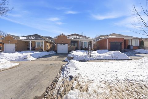 Photo 1 at 181 Edward Street W, Newcastle, Clarington