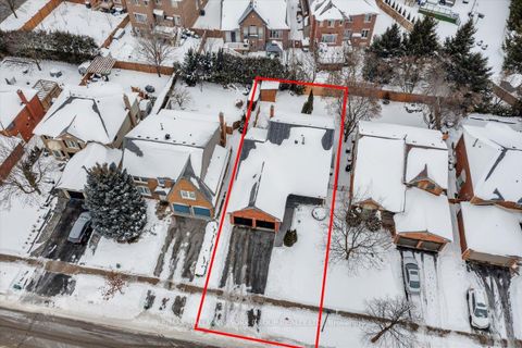 Photo 3 at 99 Peevers Crescent, Glenway Estates, Newmarket