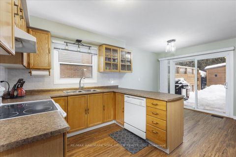 Photo 12 at 99 Peevers Crescent, Glenway Estates, Newmarket