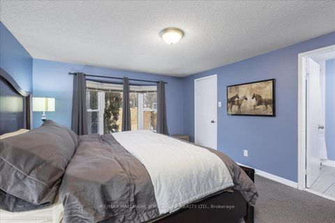 Photo 18 at 99 Peevers Crescent, Glenway Estates, Newmarket