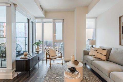 Photo 2 at 2401 E - 70 Princess Street, Waterfront Communities C8, Toronto