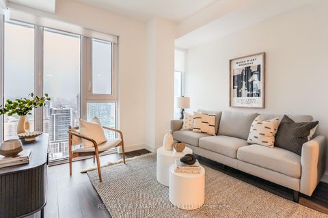 Photo 5 at 2401 E - 70 Princess Street, Waterfront Communities C8, Toronto