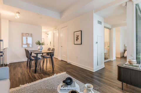 Photo 7 at 2401 E - 70 Princess Street, Waterfront Communities C8, Toronto