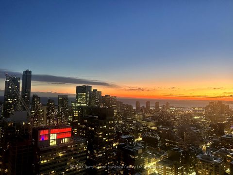 Photo 3 at 4906 - 108 Peter Street, Waterfront Communities C1, Toronto