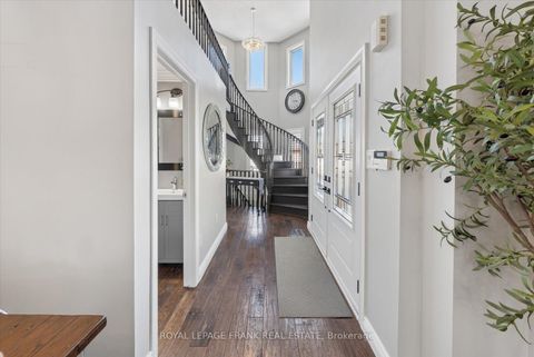 Photo 4 at 19 Portage Trail, Port Whitby, Whitby