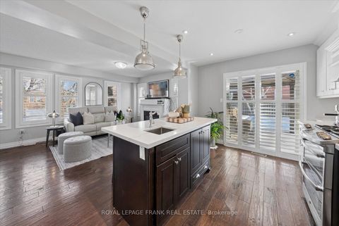 Photo 9 at 19 Portage Trail, Port Whitby, Whitby