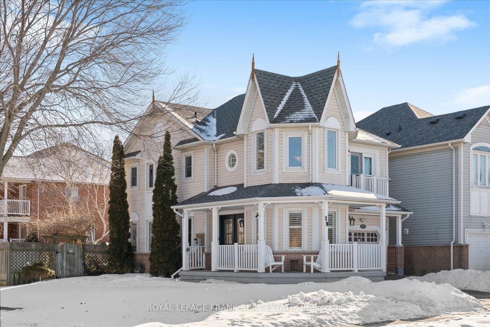 Photo 1 at 19 Portage Trail, Port Whitby, Whitby