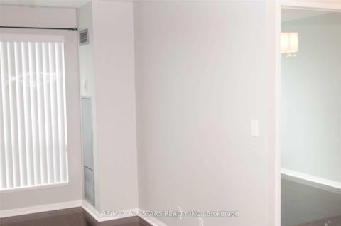 Photo 14 at 2315 - 1 Lee Centre Drive, Woburn, Toronto