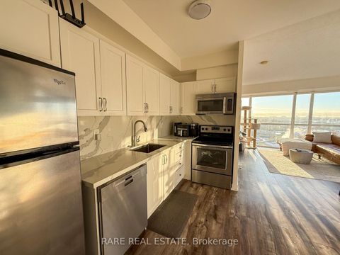 Photo 5 at 1009 - 5101 Dundas Street W, City Centre West, Toronto