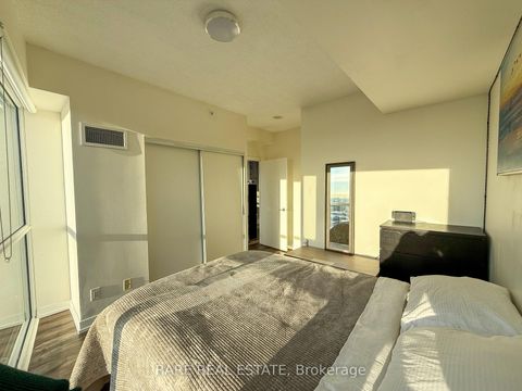 Photo 9 at 1009 - 5101 Dundas Street W, City Centre West, Toronto