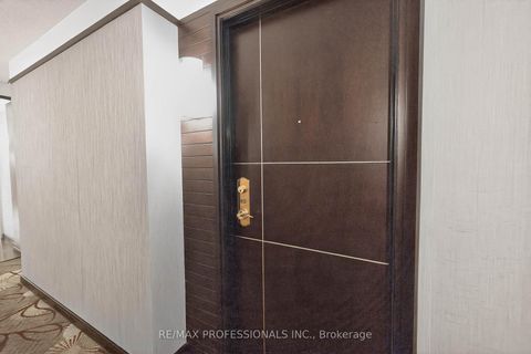 Photo 5 at 812 - 2111 Lakeshore Boulevard W, Mimico, Toronto