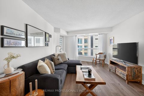Photo 9 at 812 - 2111 Lakeshore Boulevard W, Mimico, Toronto
