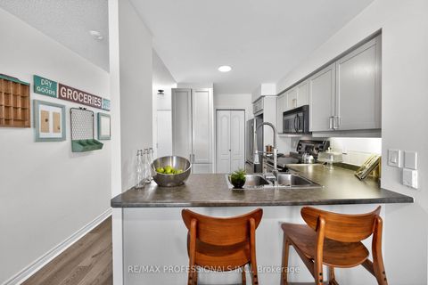 Photo 14 at 812 - 2111 Lakeshore Boulevard W, Mimico, Toronto