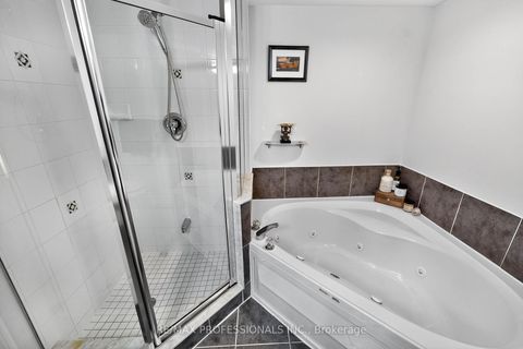 Photo 25 at 812 - 2111 Lakeshore Boulevard W, Mimico, Toronto