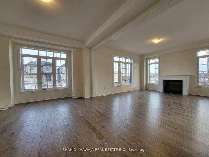 Photo 4 at 322 Valleyway Drive, Credit Valley, Brampton