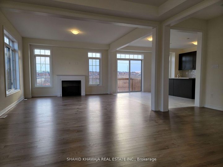 Photo 8 at 322 Valleyway Drive, Credit Valley, Brampton