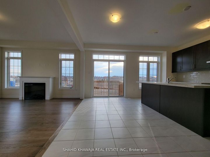 Photo 14 at 322 Valleyway Drive, Credit Valley, Brampton