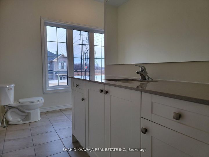 Photo 24 at 322 Valleyway Drive, Credit Valley, Brampton