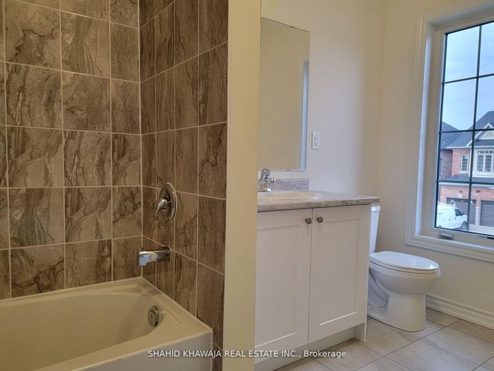 Photo 27 at 322 Valleyway Drive, Credit Valley, Brampton