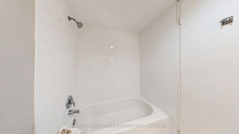 Photo 32 at 203 - 40 Chichester Place, L'Amoreaux, Toronto