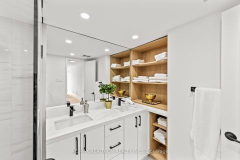 Photo 22 at 210 - 7300 Yonge Street, Yorkhill, Vaughan